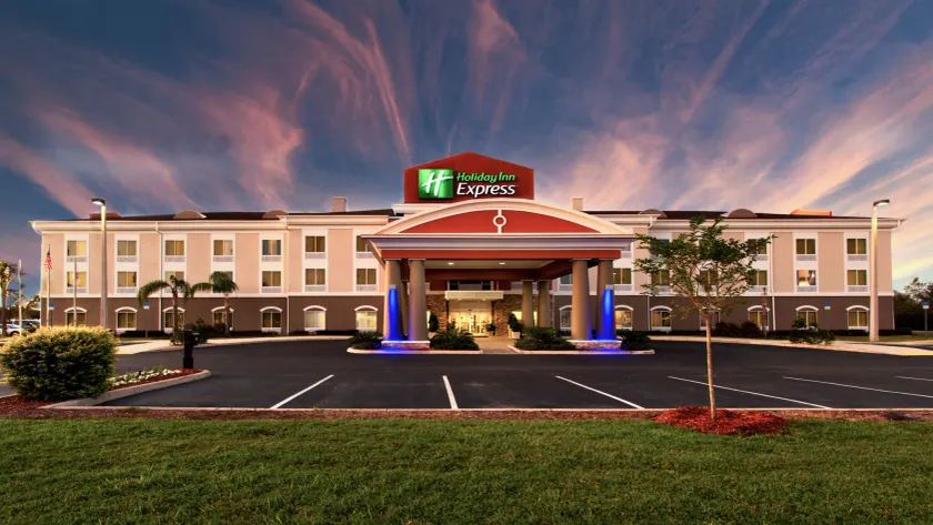 Holiday Inn Express Lake Wales North-Winter Haven by IHG - Image 1