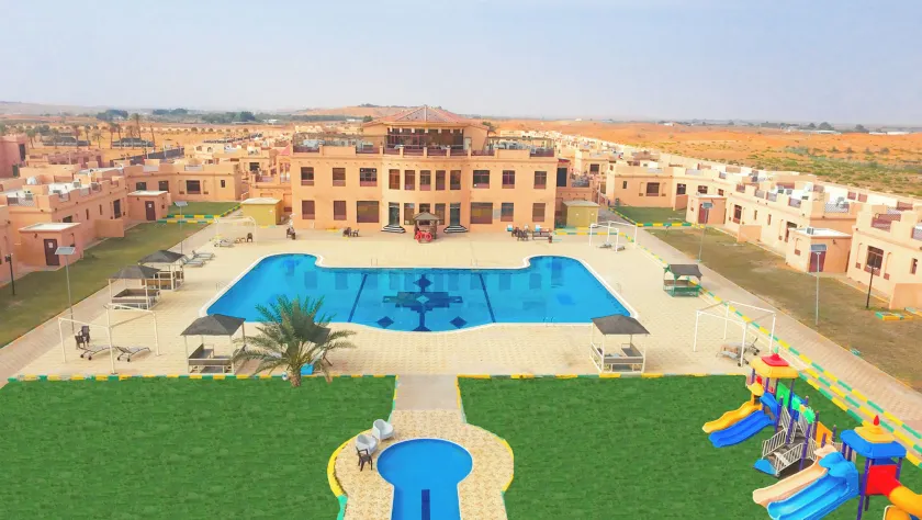 Al Bada Hotel and Resort - Image 1