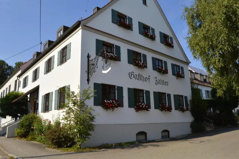 Gasthof Zahler - Image 1