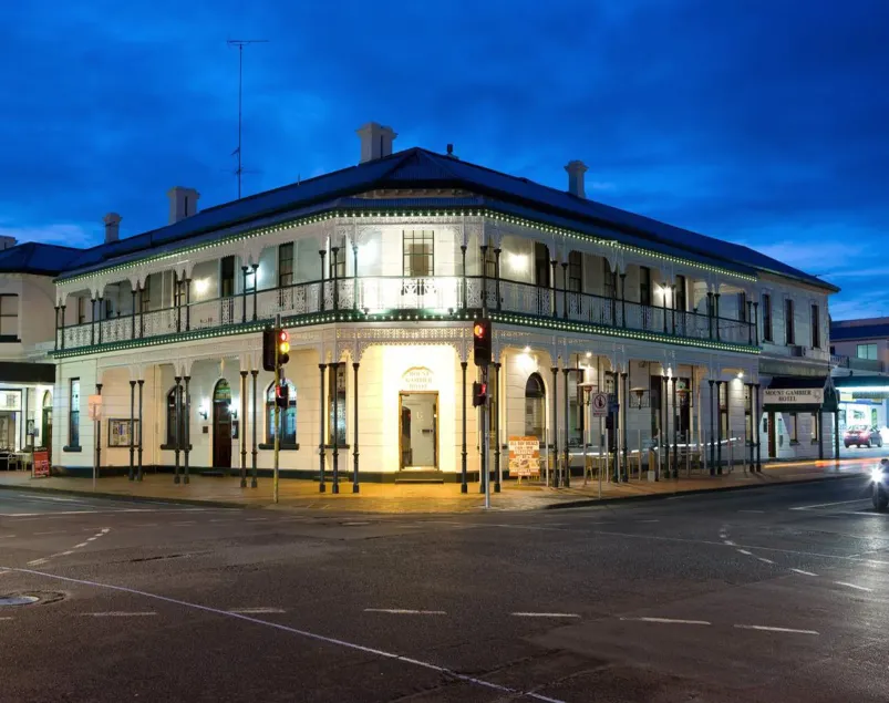 Mount Gambier Hotel - Image 1