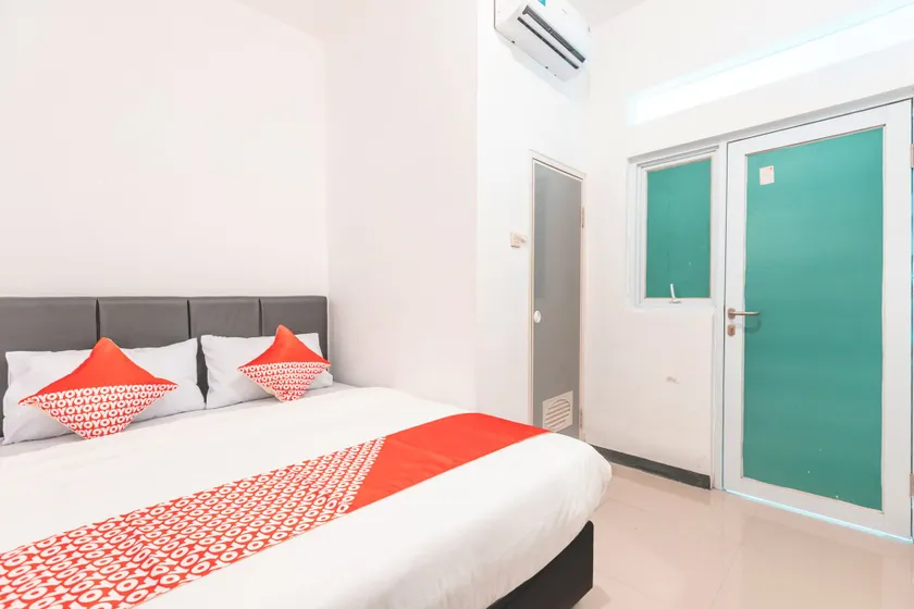 Hotel O J&b Room Utan Kayu - Image 1