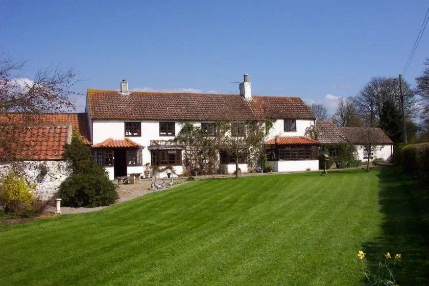 Barker Stakes Farm - Image 1