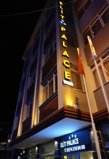 Elit Palace - Image 1