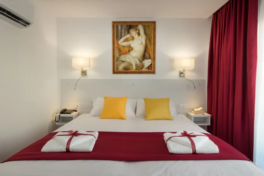 Art & Wine Boutique Hotel - Image 1