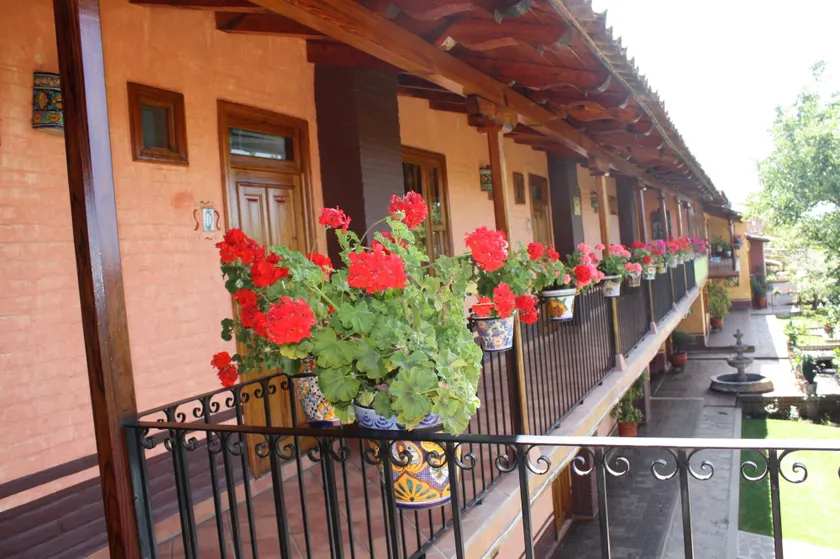 Hotel Huerta Real - Image 1