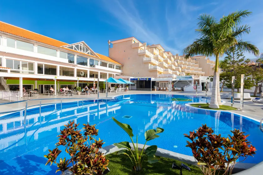 Hotel Tropical Park - Image 1