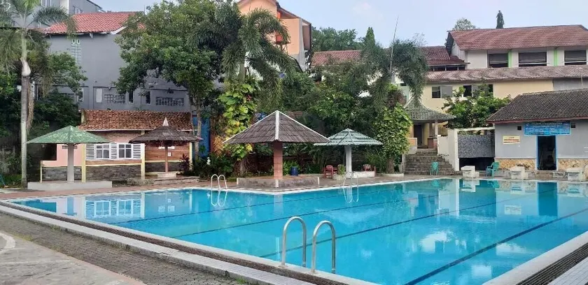 Intan Hotel Purwakarta - Image 1