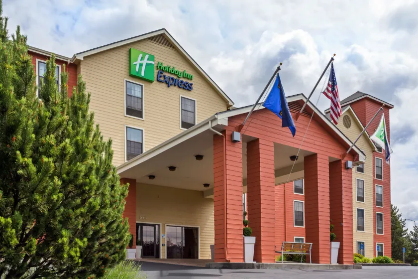 Holiday Inn Express Grants Pass by IHG - Image 1