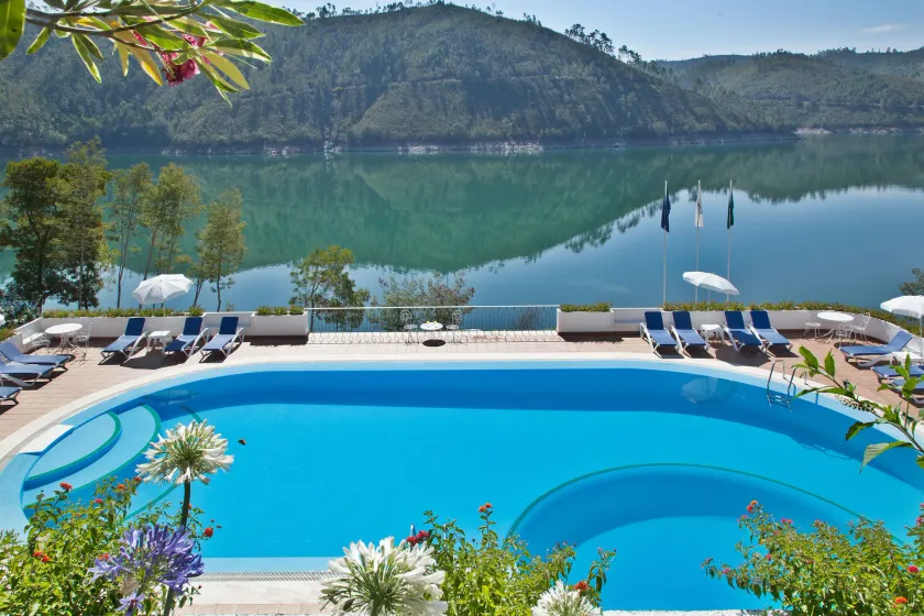 Lago Azul Eco Hotel - Image 1