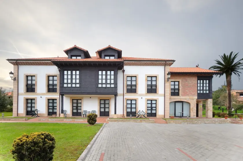 La Casona de la Roza - Image 1