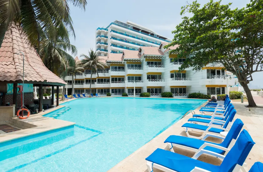 Hotel Las Americas Casa de Playa - Image 1