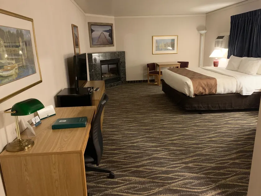 America's Best Value Inn Sandpoint - Image 1