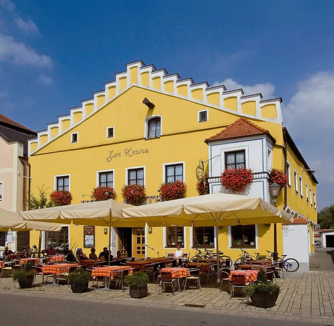 Hotel-Gasthof Zur Krone - Image 1