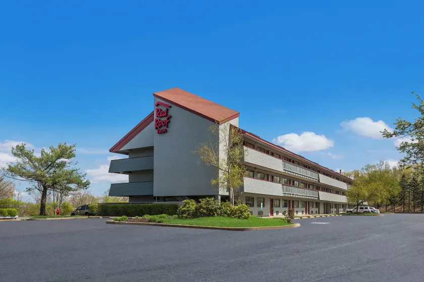 Red Roof Inn Wilkes-Barre Arena - Image 1