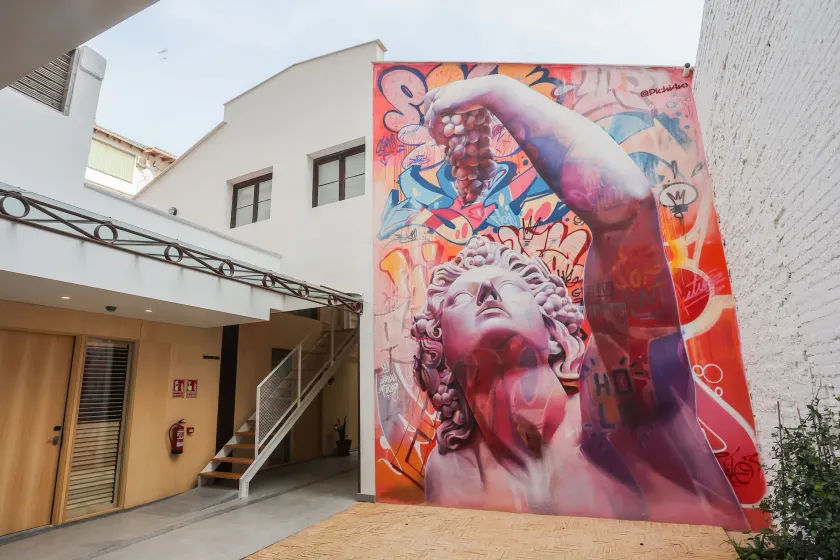 Mythic Valencia - Image 1