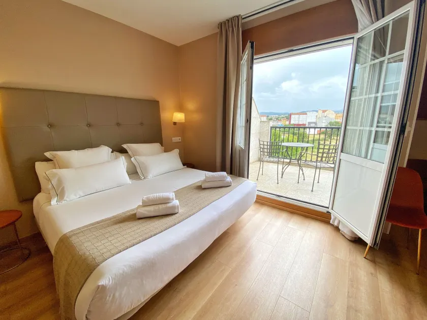 Hotel Ribeira Sacra - Image 1