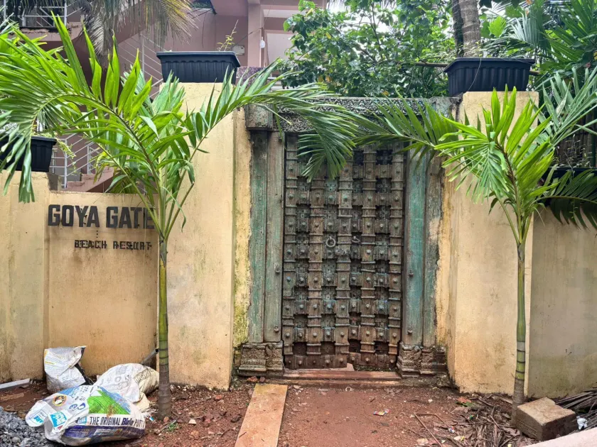 Goya Gate Beach Resort - Interior entrance