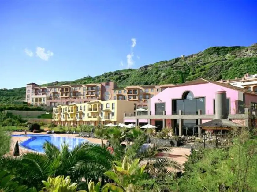 Hotel-Apartamento Las Olas - Image 1