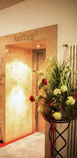 Hotel-Restaurant Wiendl - Entrée intérieure