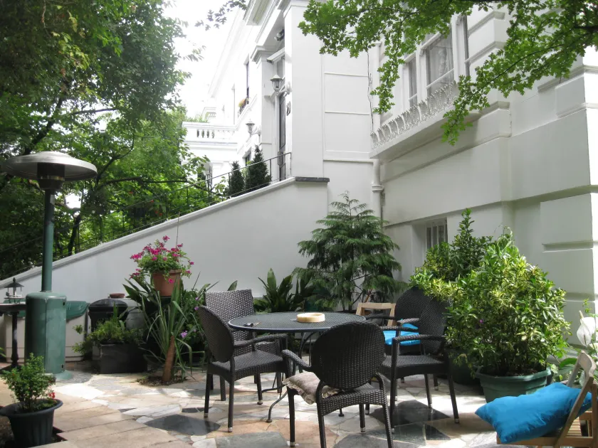 Dawson Place, Juliette's Bed and Breakfast - Image 1
