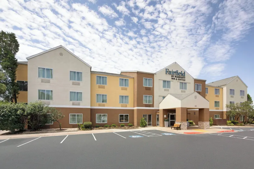 Fairfield Inn & Suites Austin University Area - Image 1