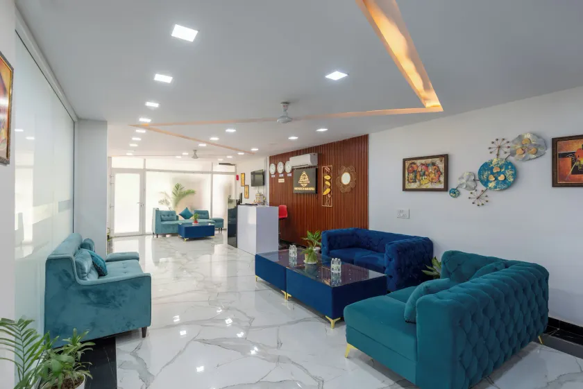 Park Pacific By Saavi Hotel - Image 1