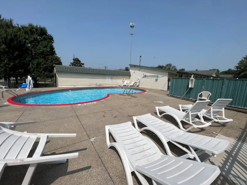 Motel Beechmont - Image 1