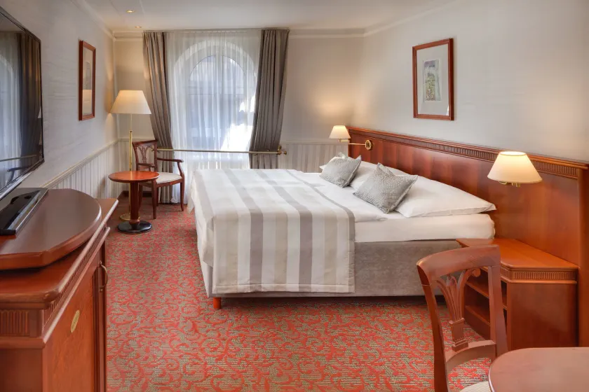Adria Hotel Prague - Image 1