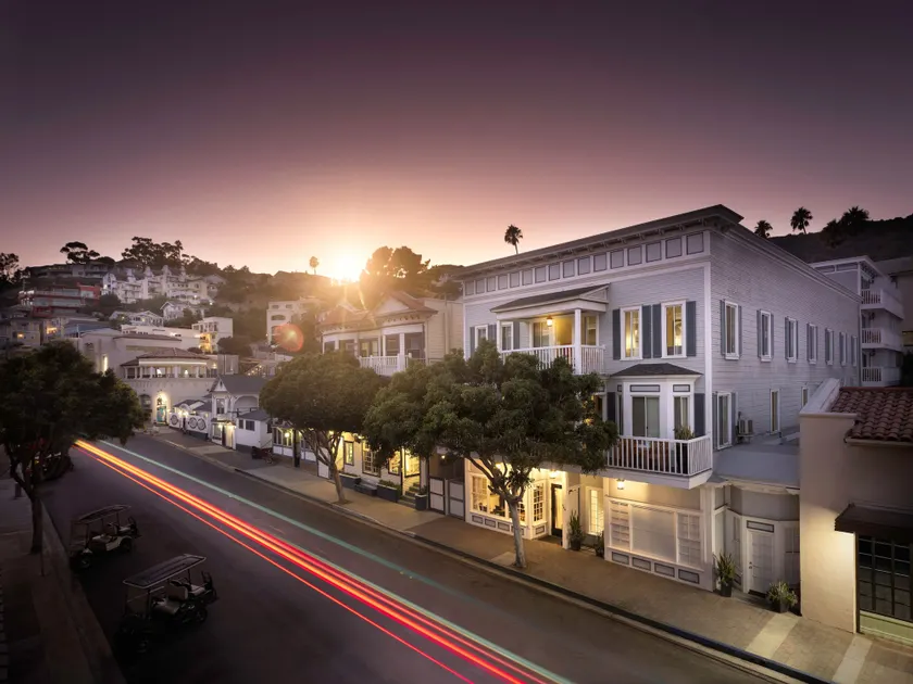 Catalina Island Inn - Image 1