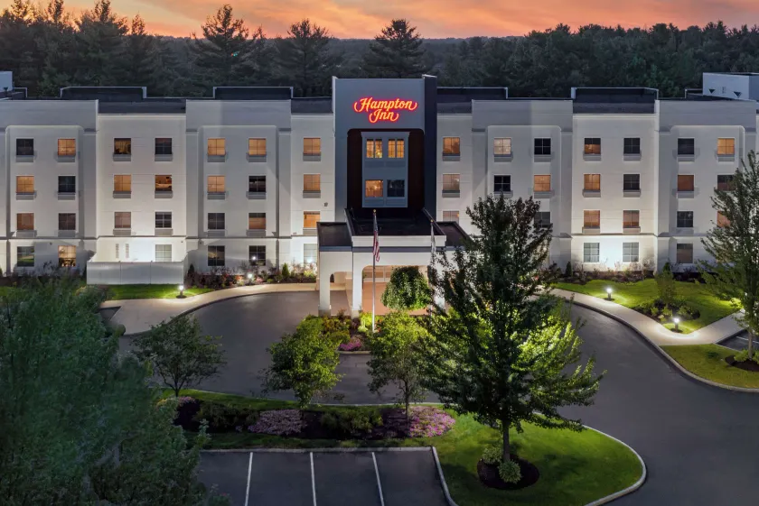 Hampton Inn Boston Bedford Burlington - Image 1