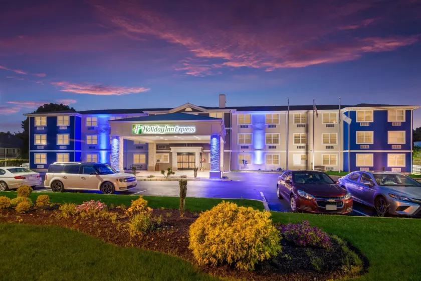 Holiday Inn Express - Plymouth by IHG - Image 1