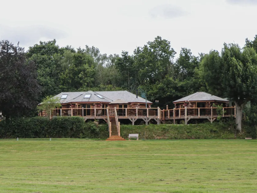 Copper Lodge - Image 1