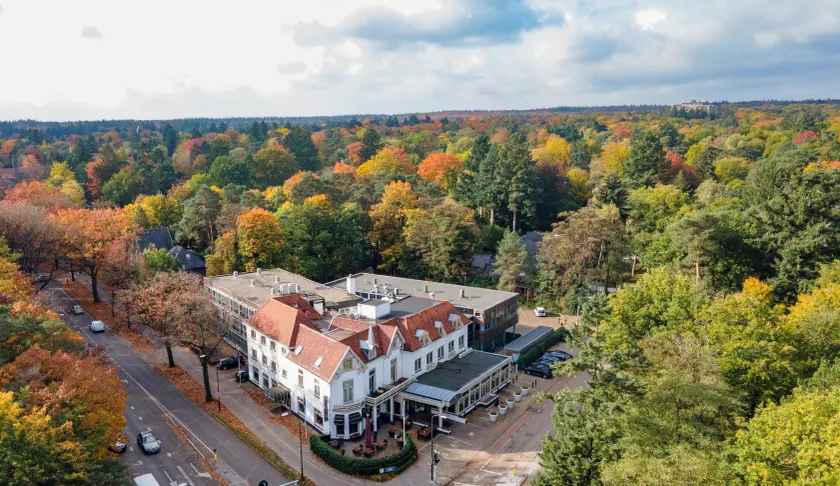 Fletcher Hotel Apeldoorn - Image 1