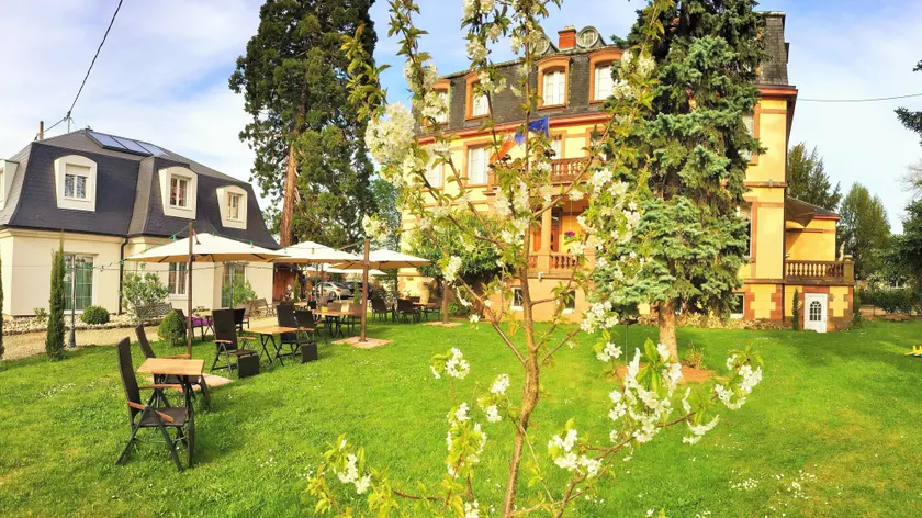 Hôtel Le Manoir - Image 1