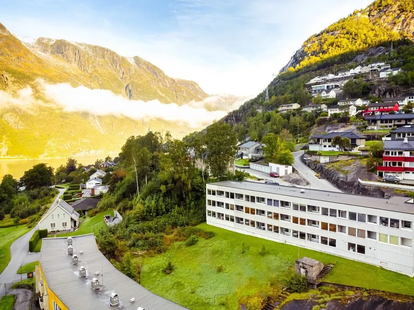 Trolltunga Hostel - Image 1