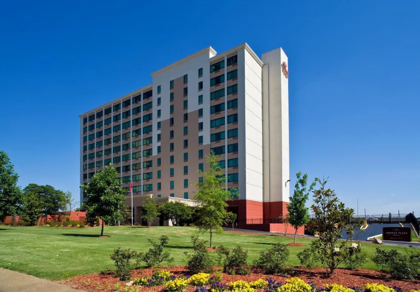 Crowne Plaza Memphis Downtown by IHG - Image 1