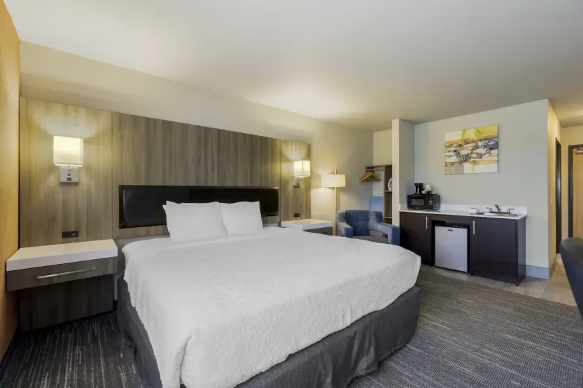 Best Western Plus Renton Inn - Image 1