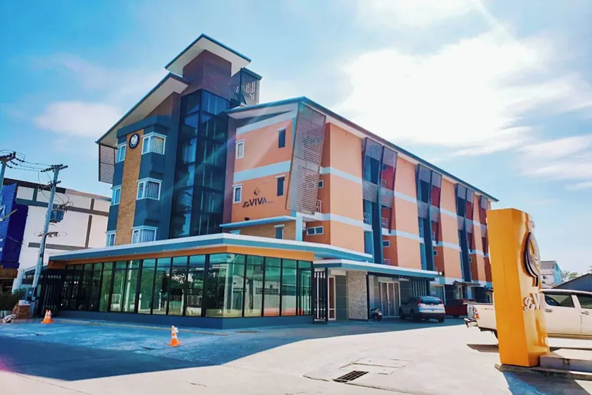 La VIVA Hotel - Image 1
