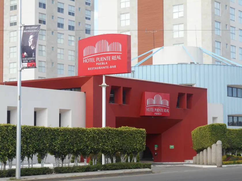 Hotel Puente Real - Image 1