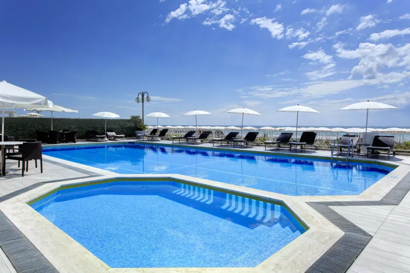 Hotel Byron Bellavista - Image 1