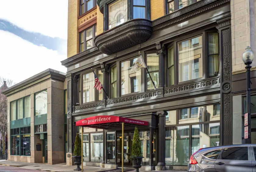 Hotel Providence - Image 1