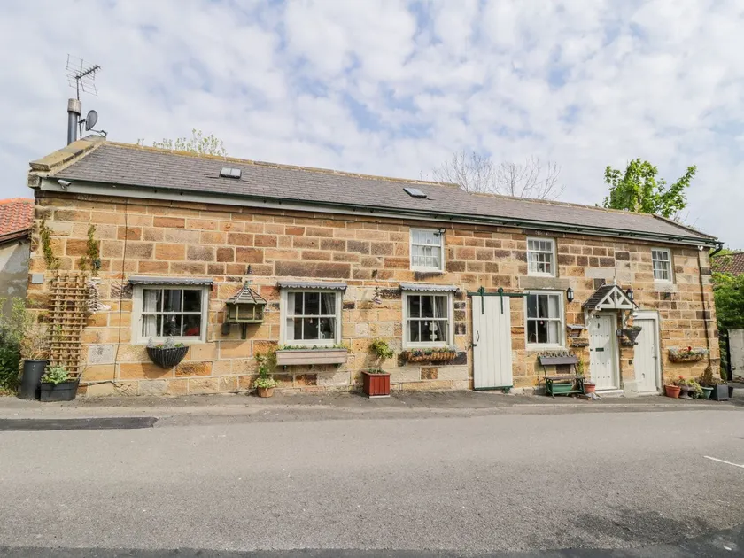 Old Stables Cottage - Image 1