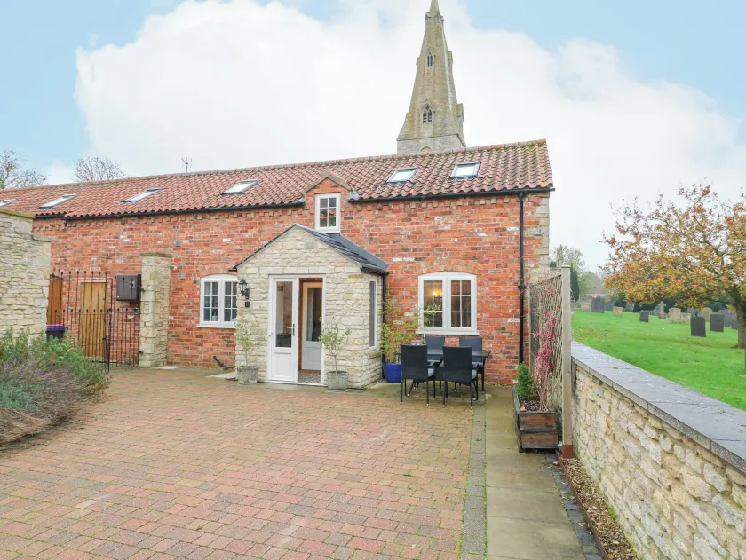 Church Barn - Image 1