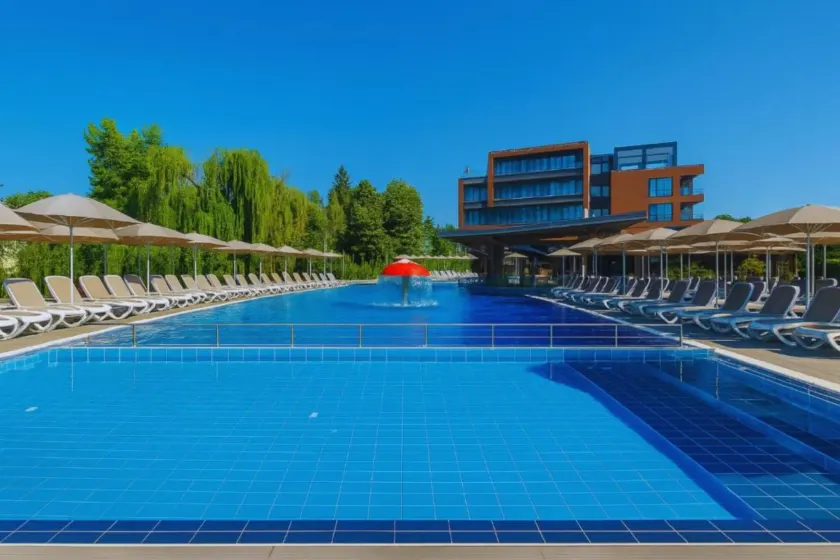 Regnum Banya Thermal Hotel - Image 1