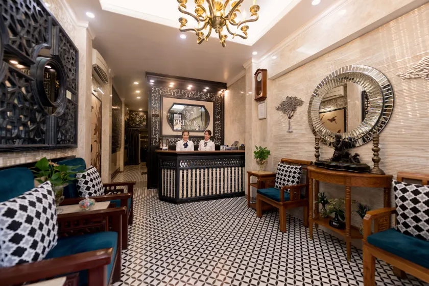 Prince II Hotel - Image 1