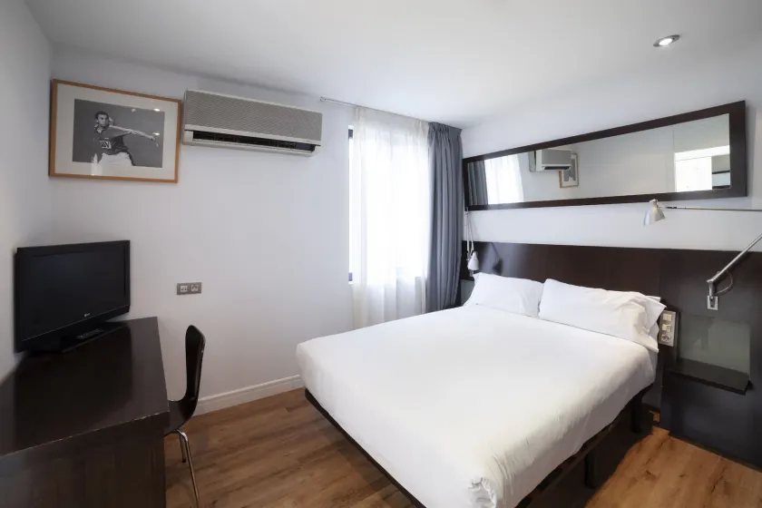 Petit Palace Arana Bilbao - Image 1