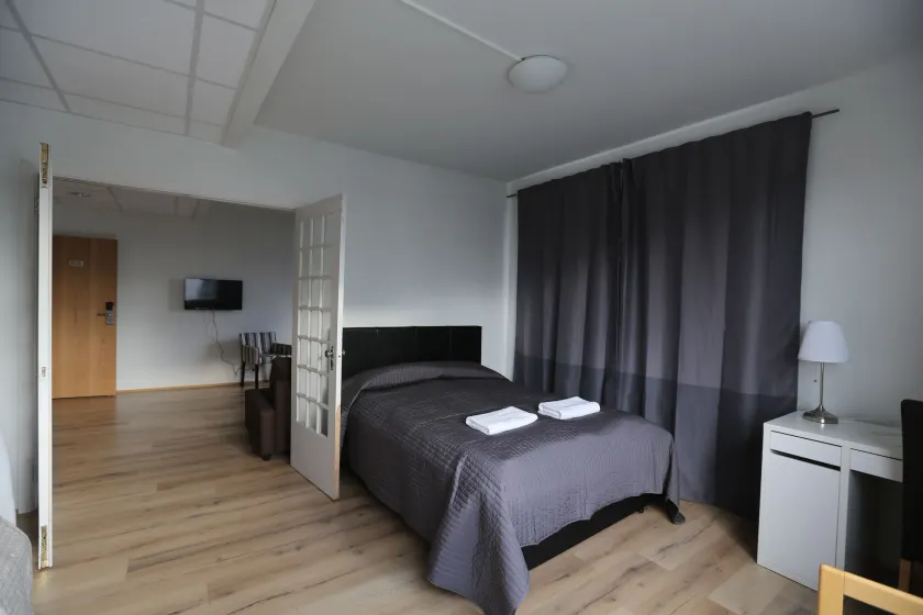 100 Iceland Hotel - Image 1