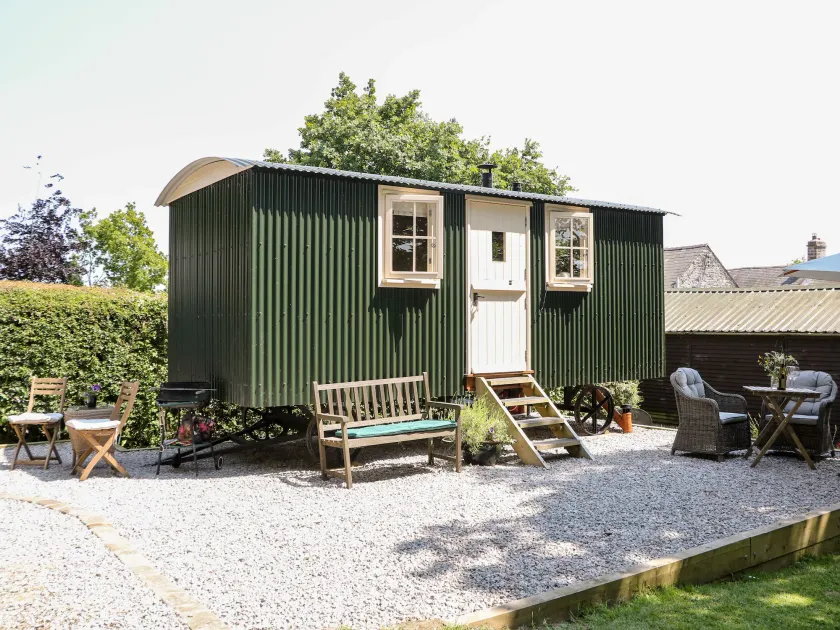 Shepherd's Hut - Image 1