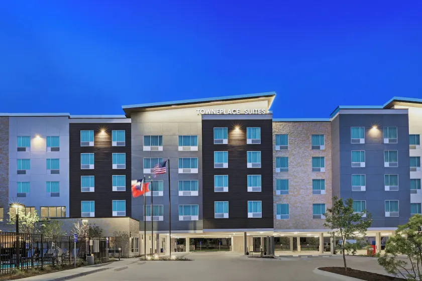 TownePlace Suites by Marriott Austin Northwest The Domain Area - Image 1