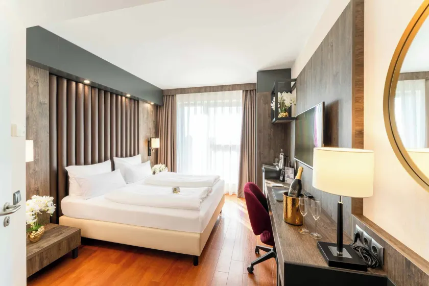 PLAZA Premium Karlsruhe - Image 1